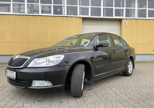 Skoda Octavia cena 24900 przebieg: 180000, rok produkcji 2010 z Warszawa małe 497